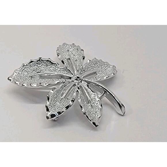 VTG Sarah Coventry Leaf Textured Smooth‎ Silver Tone Brooch Pin Signed SarahCov - Picture 5 of 10